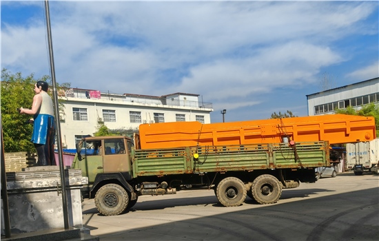 豫靈客戶8m3第二臺(tái)梭式礦車(chē)發(fā)貨